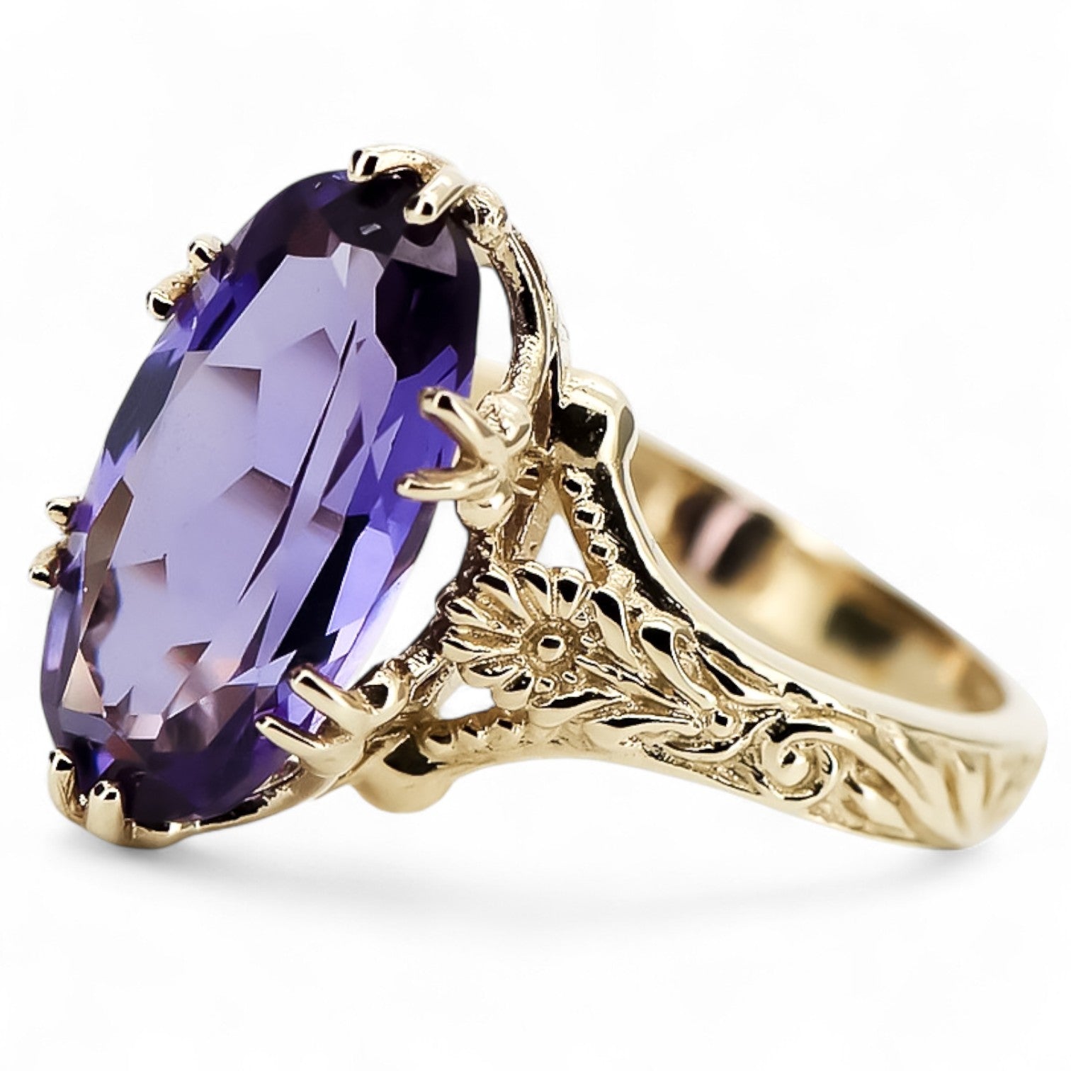 18K Yellow Gold Vintage Alexandrite Ring, Oval 8x15mm