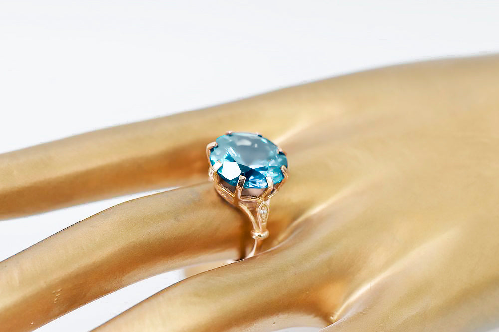 Ring Vintage style Aquamarine Original Vintage 14K Rose Gold vrc073r