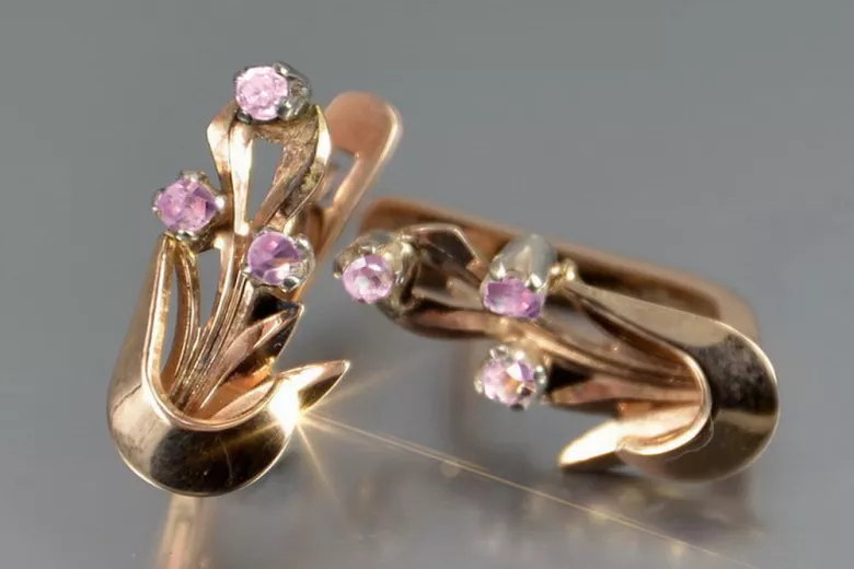 Boucles d’oreilles en or rose soviétique russe 14k 585 vec180 alexandrite rubis émeraude saphir ... Boucles d’oreilles en or rose soviétique russe 14k 585 vec180 alexandrite rubis émeraude saphir ...