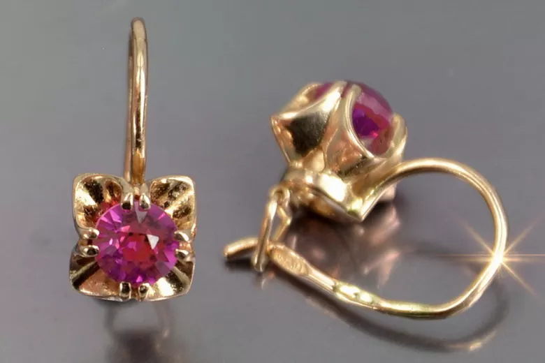 Boucles d’oreilles en or rose soviétique russe 14k 585 vec184 alexandrite rubis émeraude saphir ... Boucles d’oreilles en or rose soviétique russe 14k 585 vec184 alexandrite rubis émeraude saphir ...