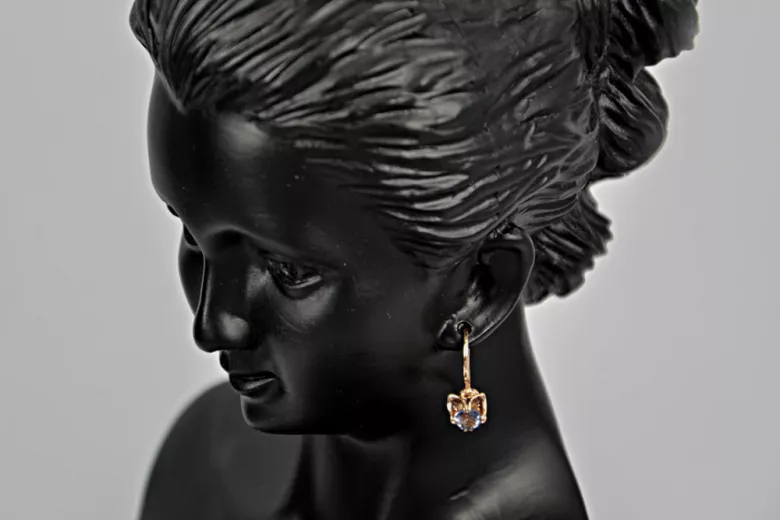 Boucles d’oreilles en or rose soviétique russe 14k 585 vec184 alexandrite rubis émeraude saphir ... Boucles d’oreilles en or rose soviétique russe 14k 585 vec184 alexandrite rubis émeraude saphir ...