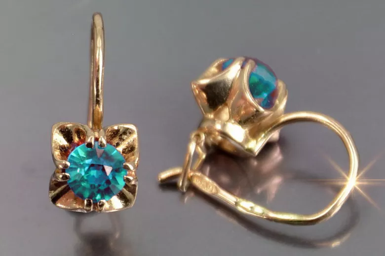 Boucles d’oreilles en or rose soviétique russe 14k 585 vec184 alexandrite rubis émeraude saphir ... Boucles d’oreilles en or rose soviétique russe 14k 585 vec184 alexandrite rubis émeraude saphir ...
