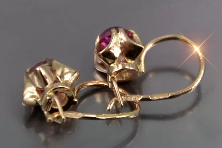 Boucles d’oreilles en or rose soviétique russe 14k 585 vec184 alexandrite rubis émeraude saphir ... Boucles d’oreilles en or rose soviétique russe 14k 585 vec184 alexandrite rubis émeraude saphir ...