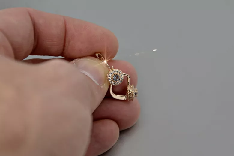 Boucles d’oreilles en or rose soviétique russe 14k 585 vec191 alexandrite rubis émeraude saphir ... Boucles d’oreilles en or rose soviétique russe 14k 585 vec191 alexandrite rubis émeraude saphir ...