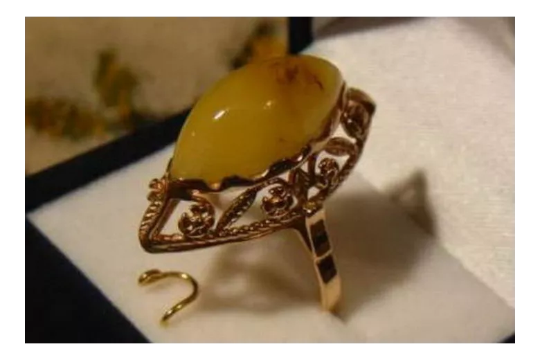 Radziecki 14k 585 złoty Rosyjski pierścionek z różowego złota z bursztynem  vrab003