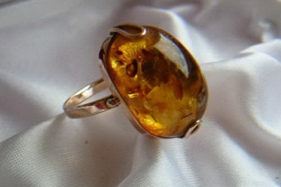 "Authentic 14k 585 Gold Vintage Rose Amber Ring" vrab030