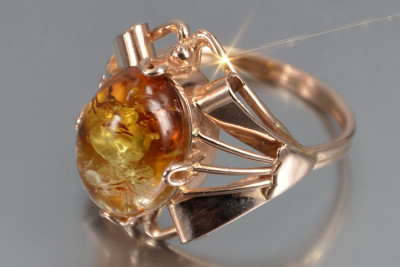 "Elegant Vintage Amber Ring Crafted in 14K Rose Gold" vrab051