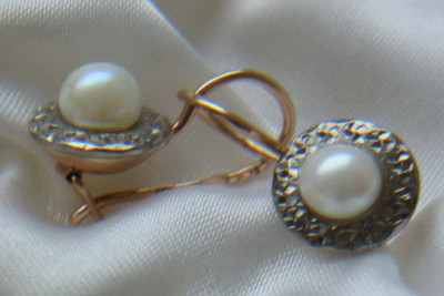 Boucles d'oreilles vintage en perle et or rose de 14 carats. vepr005