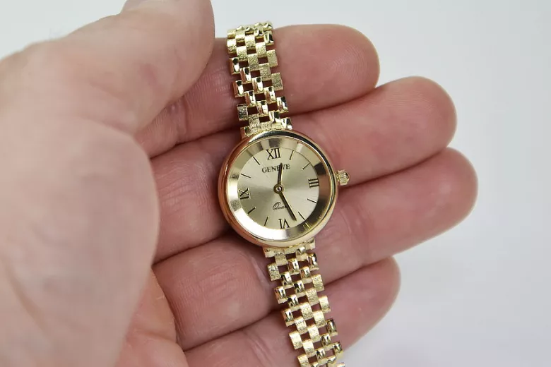 Златен дамски часовник ★ zlotychlopak.pl ★ Чистота на златото 585 333 Ниска цена!