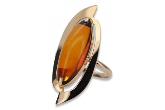 "Elegant Vintage 14k Rose Gold Ring with Amber Detailing" vrab008