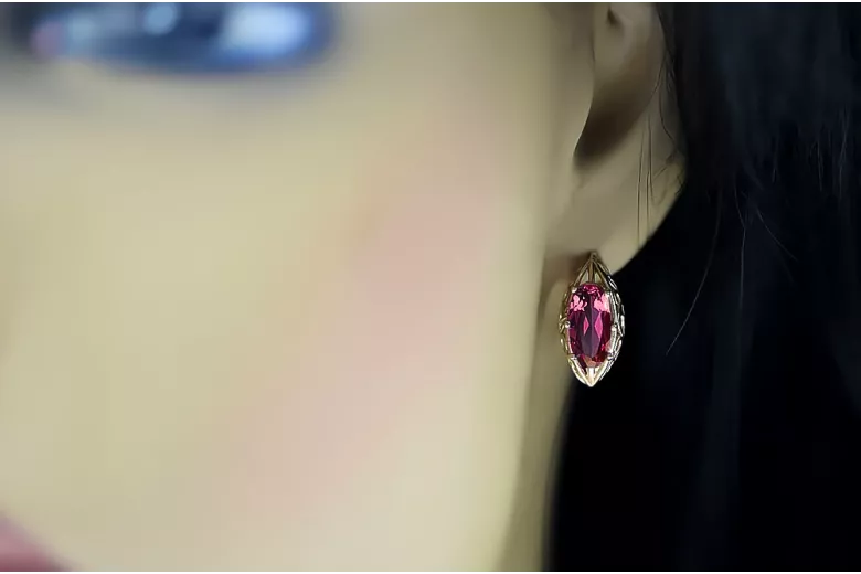 Boucles d'oreilles rubis vec141 en or rose 14 carats vintage Vintage