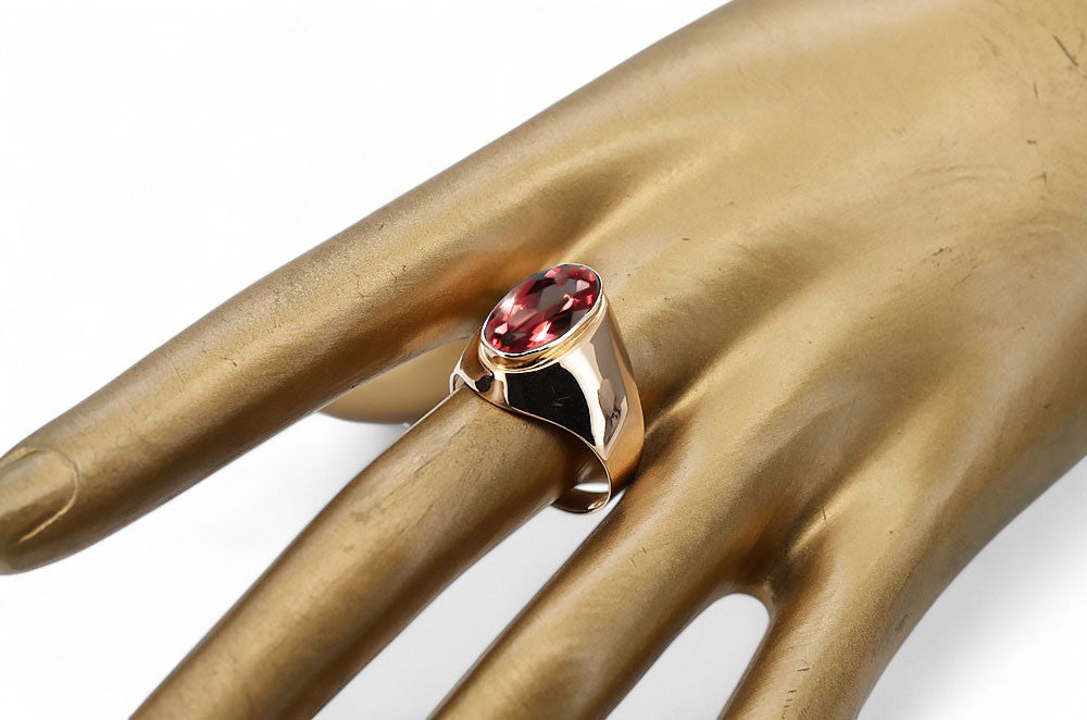 Vintage Jewlery Ring Ruby Original Vintage 14K Rose Gold vrc077r