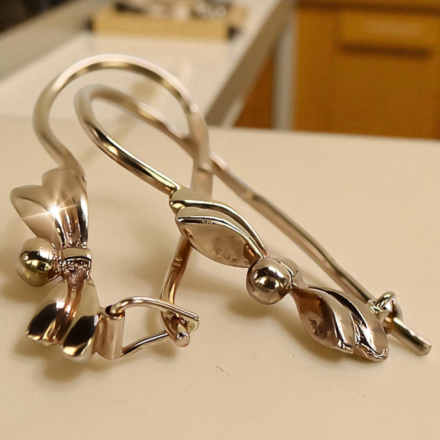 Vintage rose pink 14k 585 gold  Vintage leaf earrings ven032