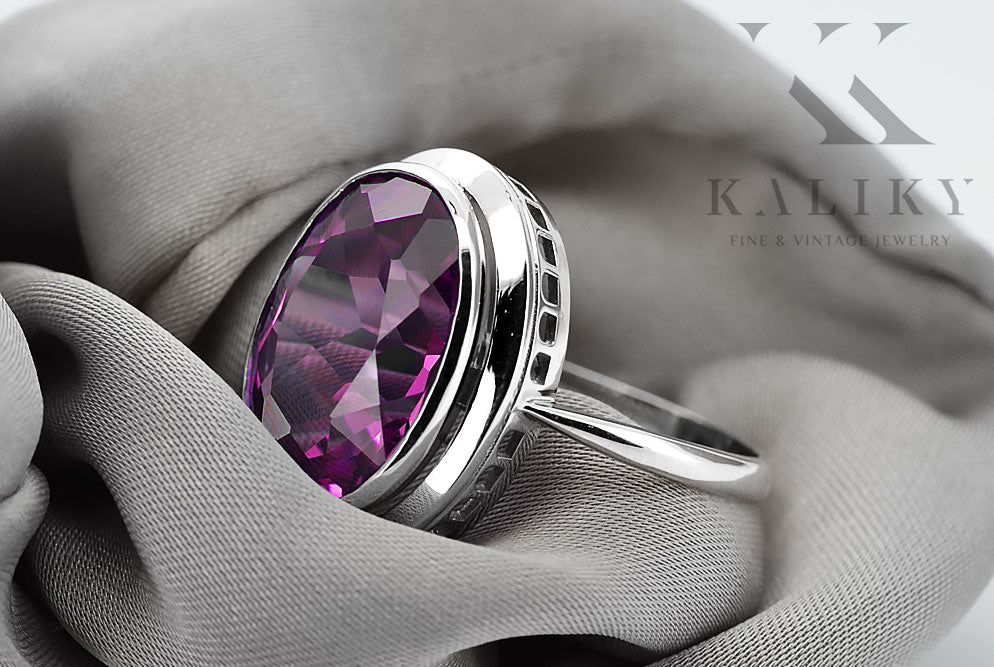 Silver 925 Amethyst ring vrc285s Vintage Russian Soviet style