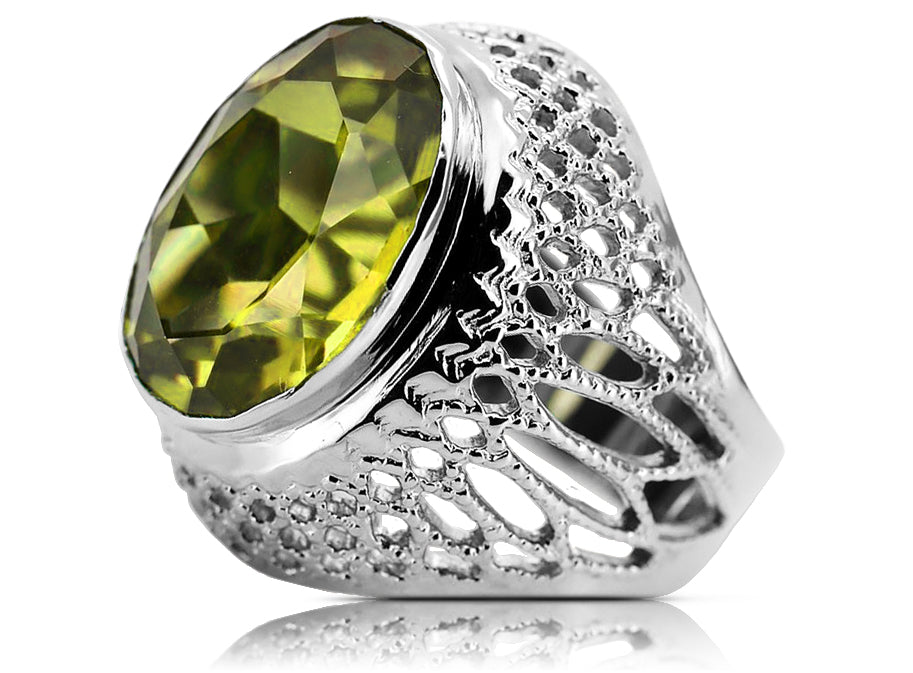 Silver 925 Peridot ring vrc089s Vintage