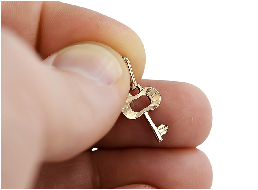 Vintage rose pink 14k 585 gold  Vintage key pendant vpn049