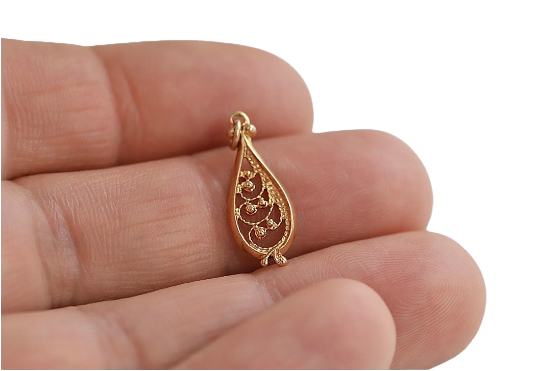 Vintage rose pink 14k 585 gold  Vintage fish pendant vpn063