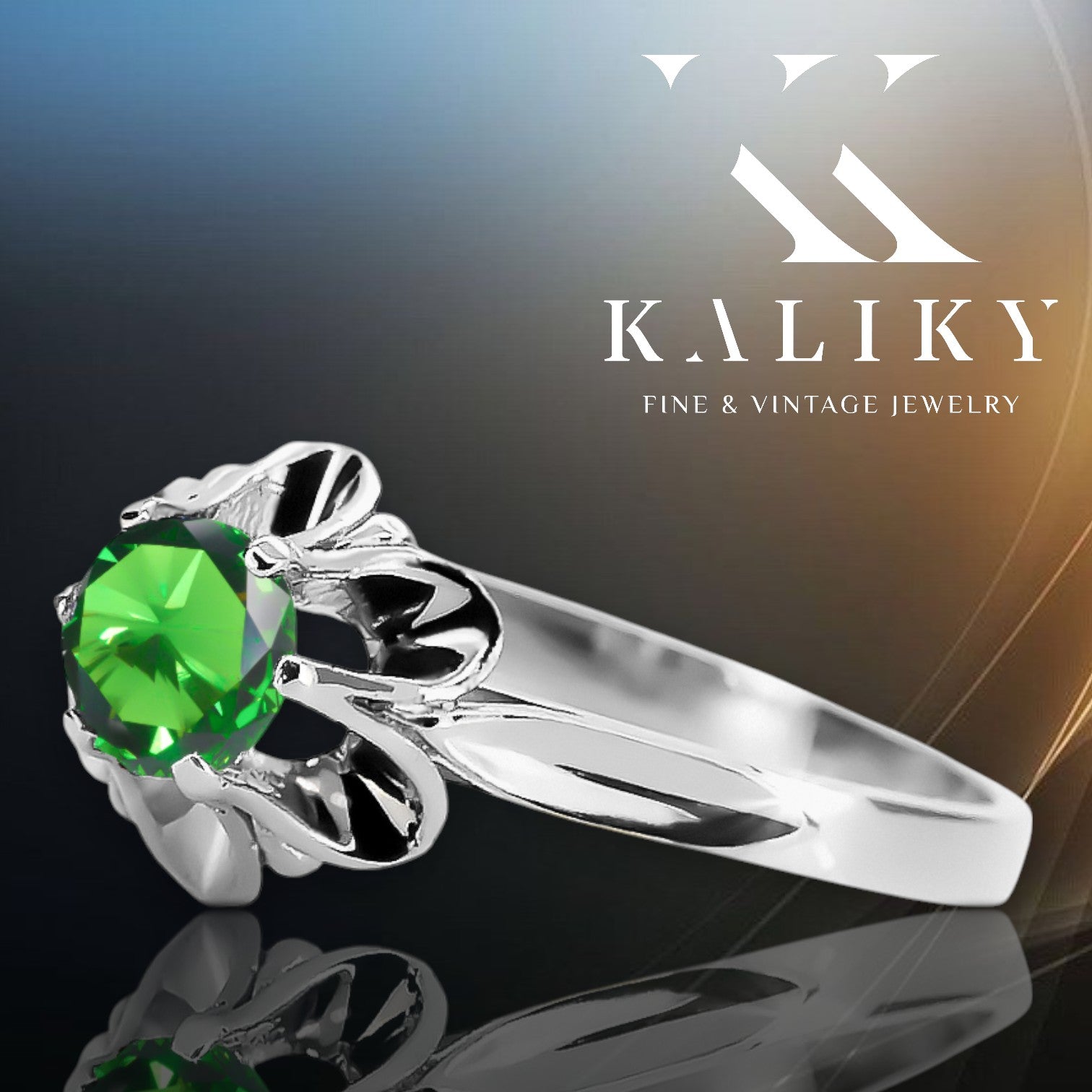 Emerald Sterling silver 925 Ring Vintage craft vrc004s