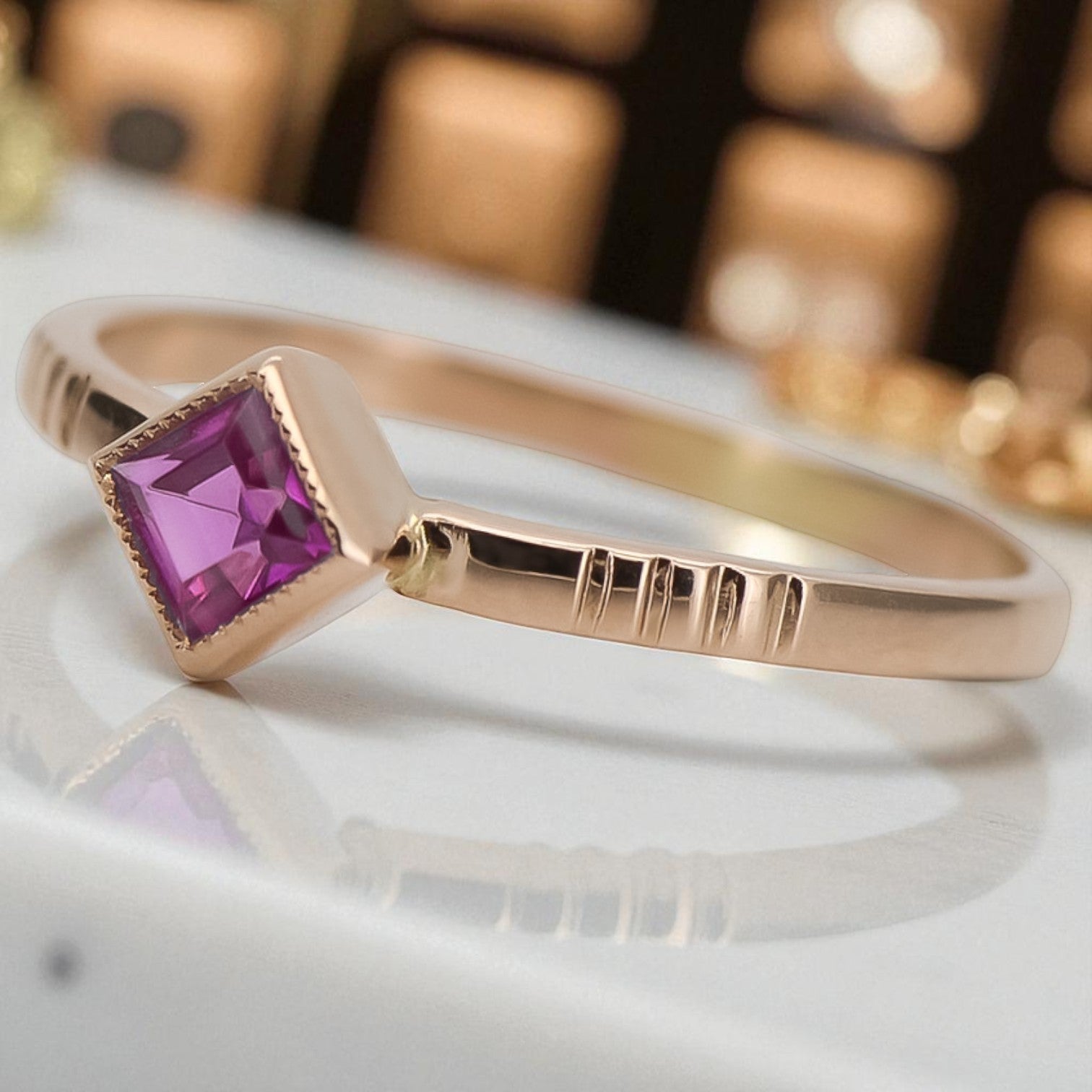 Vintage rose pink 14k gold 585 Amethyst ring vrc138 Vintage vrc138r-am