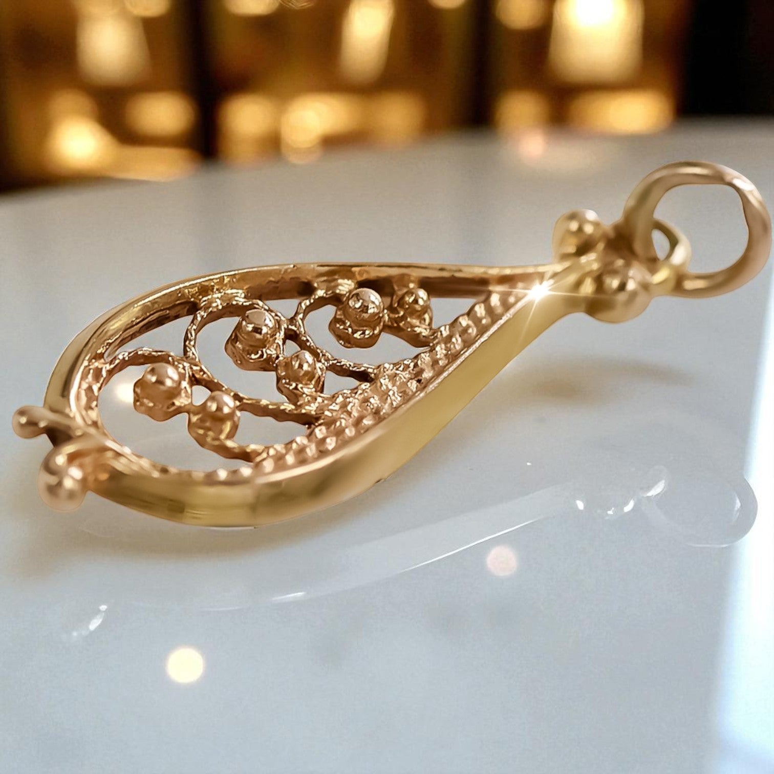 Vintage rose pink 14k 585 gold  Vintage fish pendant vpn063