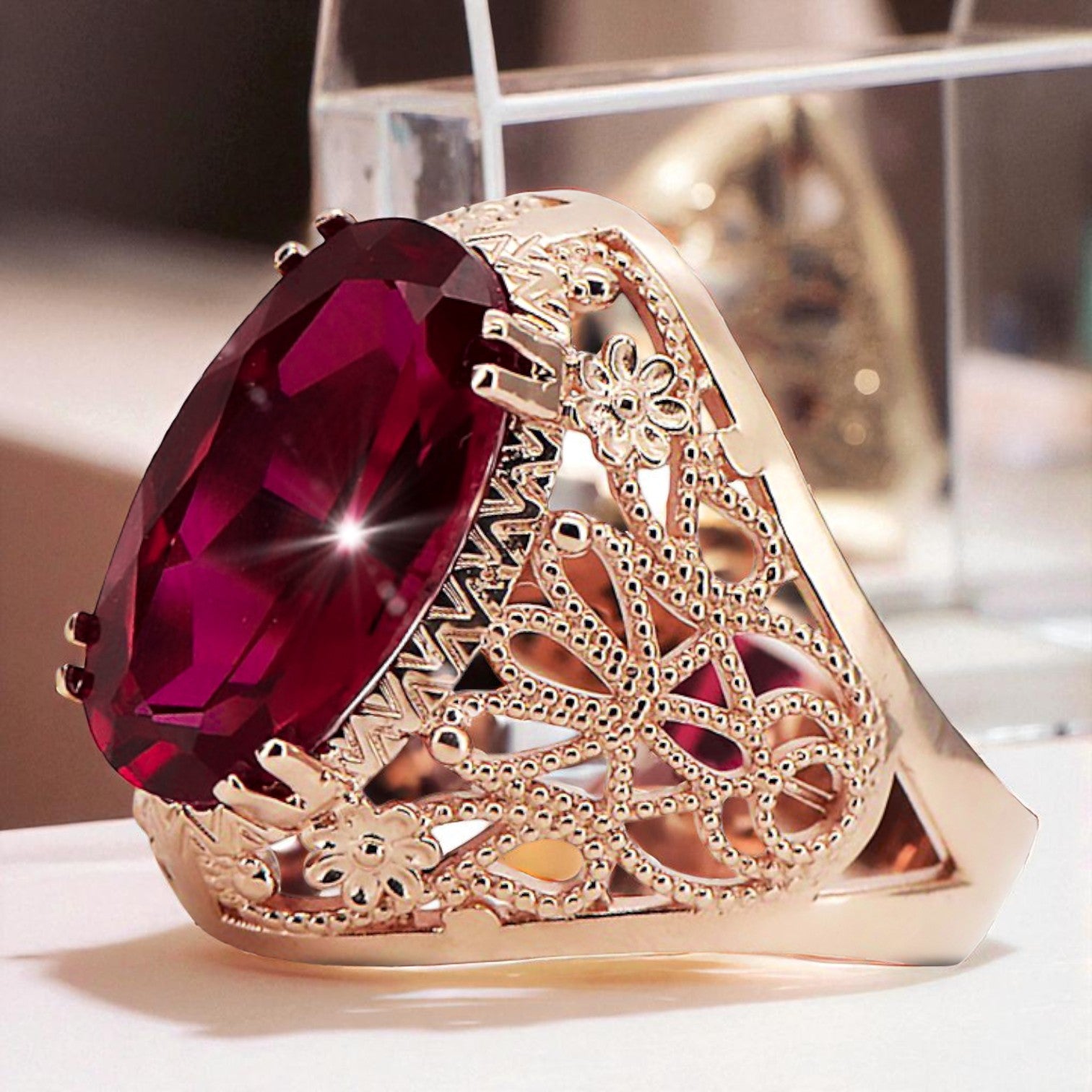 Ring Vintage Ruby Original Vintage 14K Rose Gold vrc074r vrc074r-rb