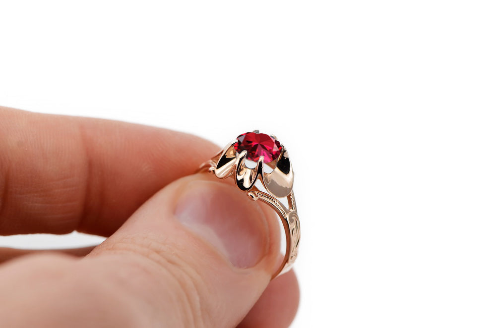 Ring Vintage style Ruby Original Vintage 14K Rose Gold vrc377r vrc377r-rb