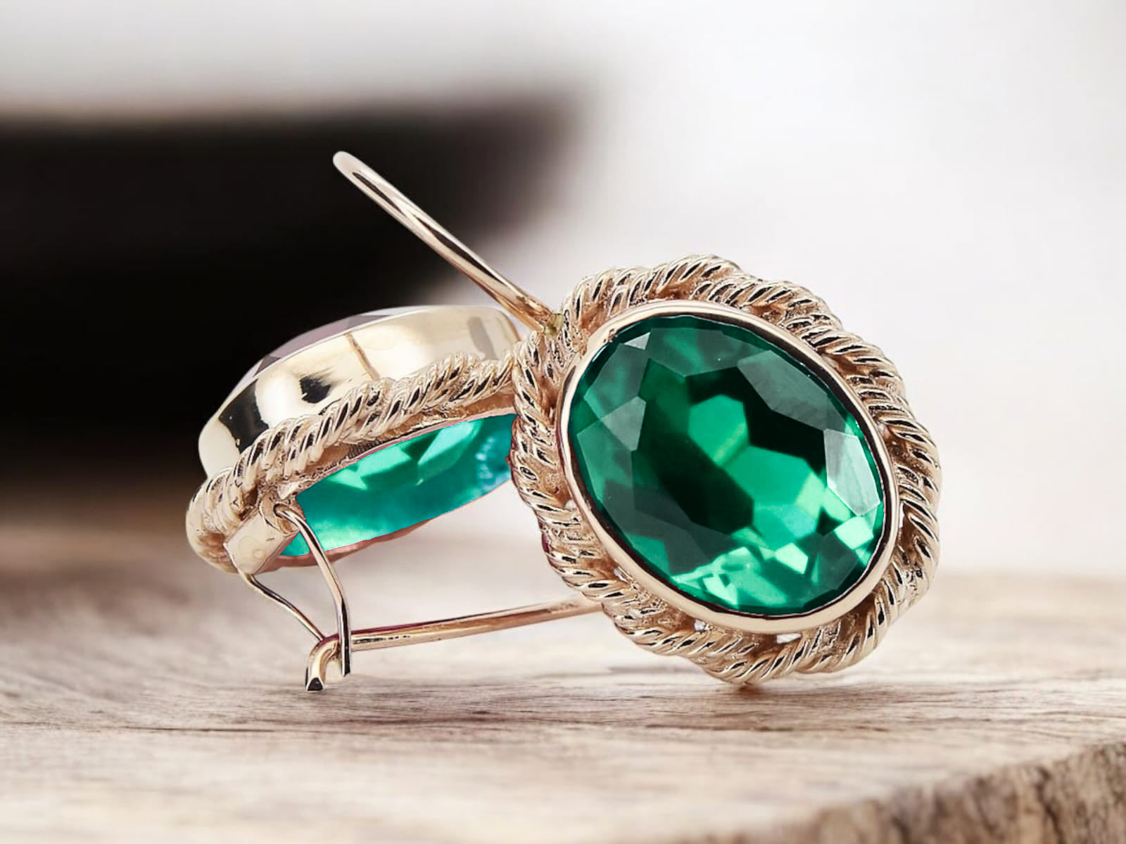 Original Vintage 14K Rose Gold Emerald earrings craft vec007r vec007r-em