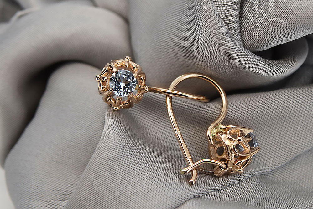 Vintage earrings made of 14k 585 rose gold with Aquamarine vec145