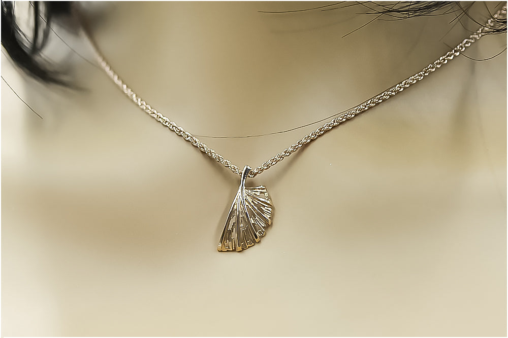 Vintage rose pink 14k 585 gold Vintage leaf pendant vpn015