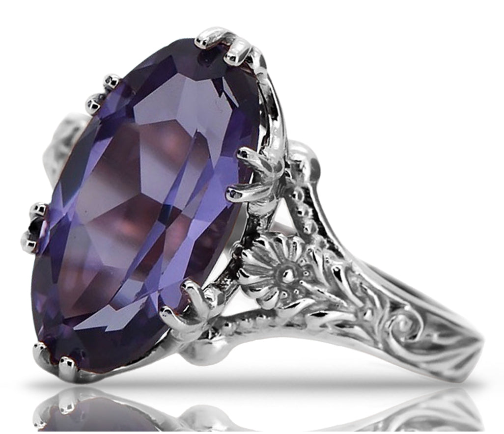 Vintage Silver Ring 925 with Alexandrite, Oval 8mm/15mm vrc084s-ax