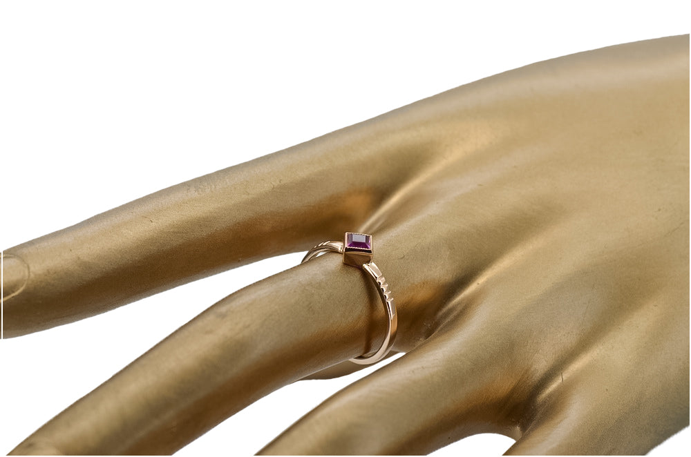 Vintage rose pink 14k gold 585 Ruby ring vrc138 Vintage