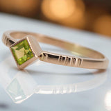 Vintage rose pink 14k gold 585 Peridot ring vrc138 Vintage vrc138r-yp