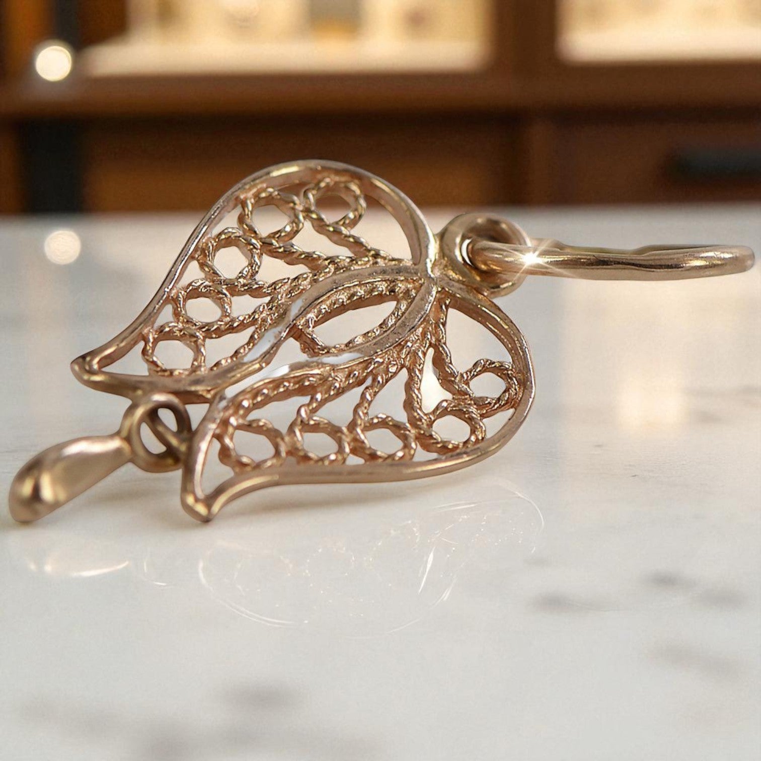 Vintage rose pink 14k 585 gold  Vintage leaf pendant vpn025