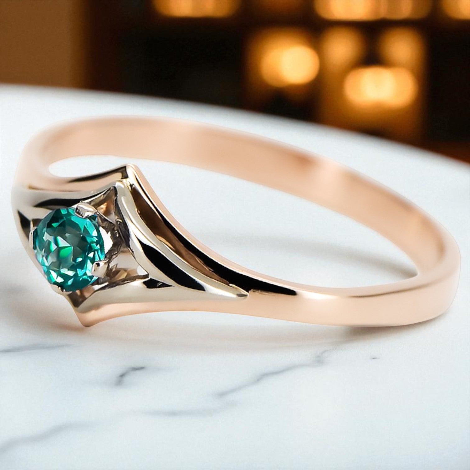 Vintage craft Ring Emerald Original Vintage 14K Rose Gold vrc351r vrc351r-em
