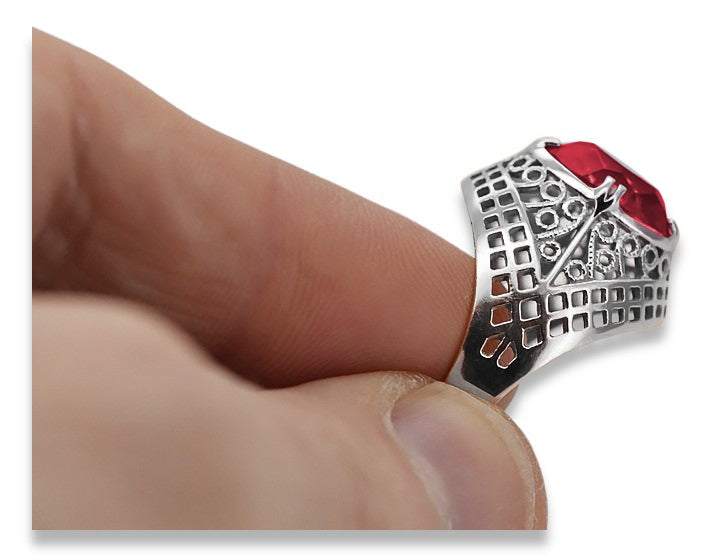 Vintage silver 925 Ruby ring vrc030s Vintage