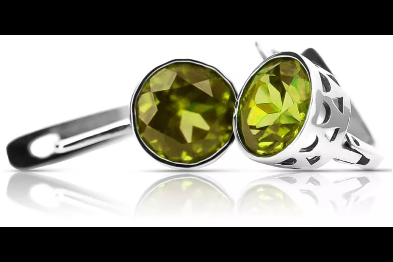 Vintage 925 Silver Peridot earrings vec107s vec107s-yp
