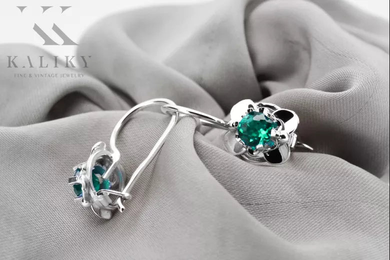 Vintage silver 925 Emerald earrings vec116s Russian Soviet style vec116s-em